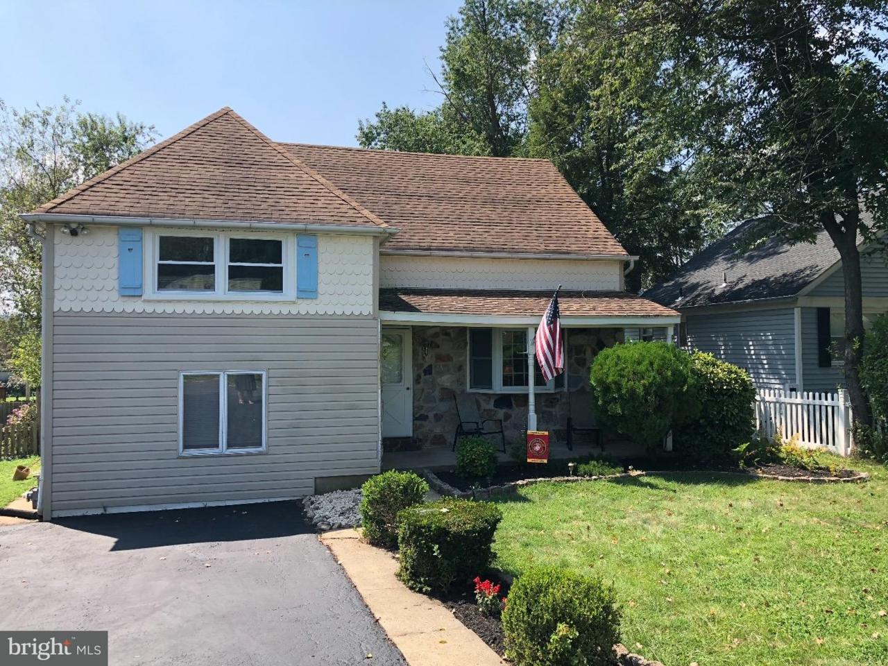 2542 Woodland Road - Photo 1
