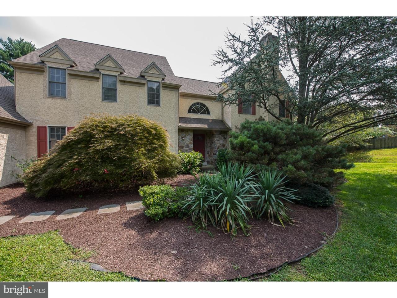 404 Woodward Road - Photo 1