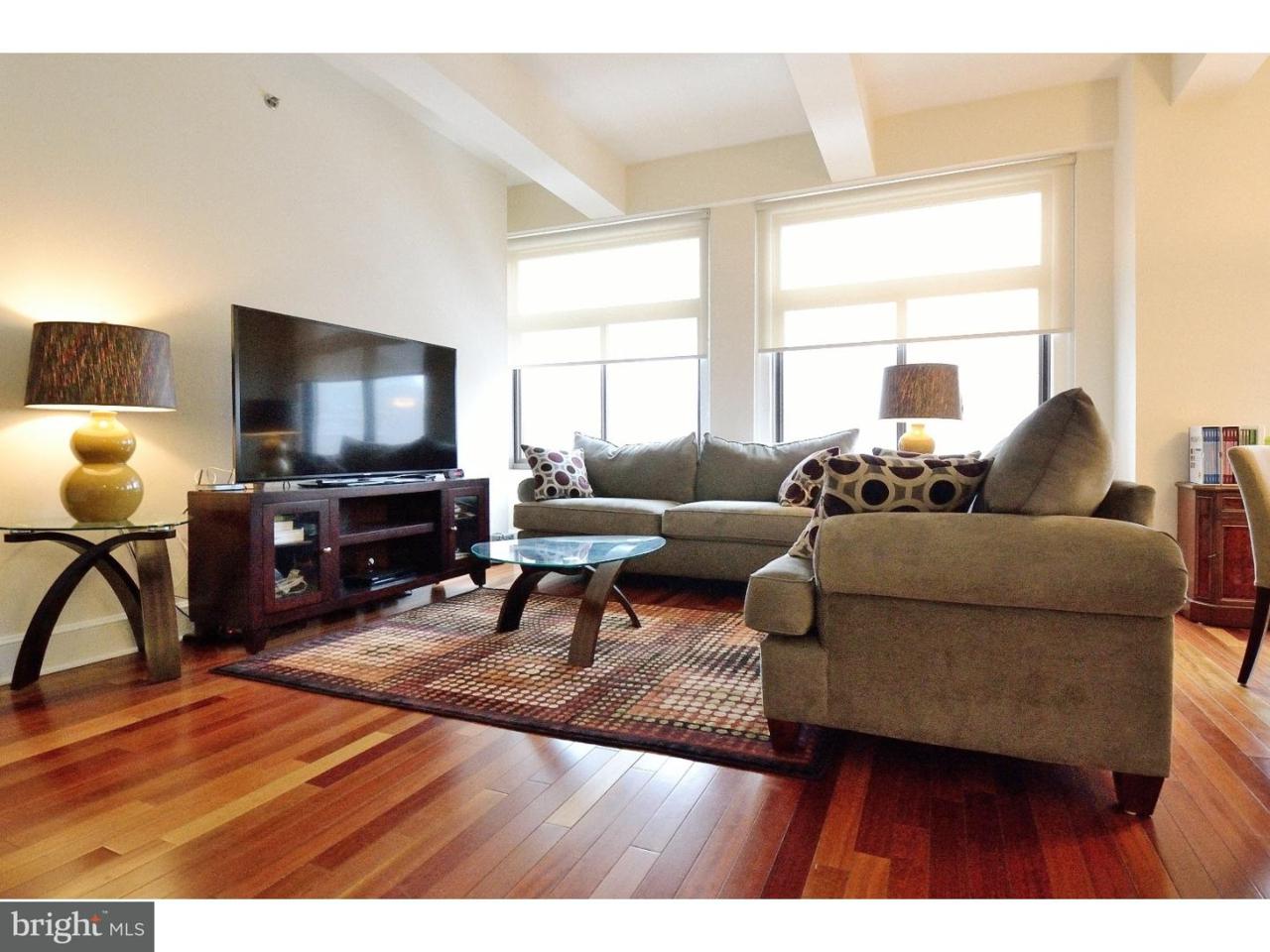 1500 Chestnut Street - Photo 1