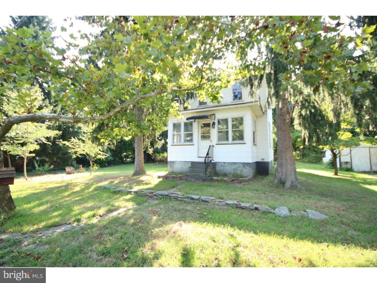 10 Perot Avenue - Photo 1