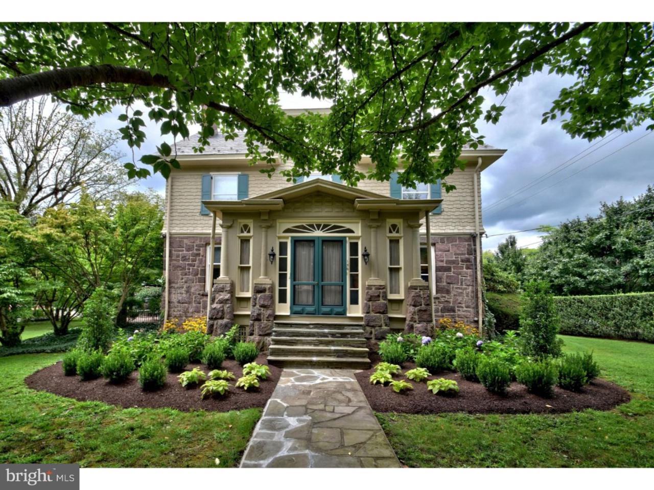 156 Lincoln Avenue - Photo 1