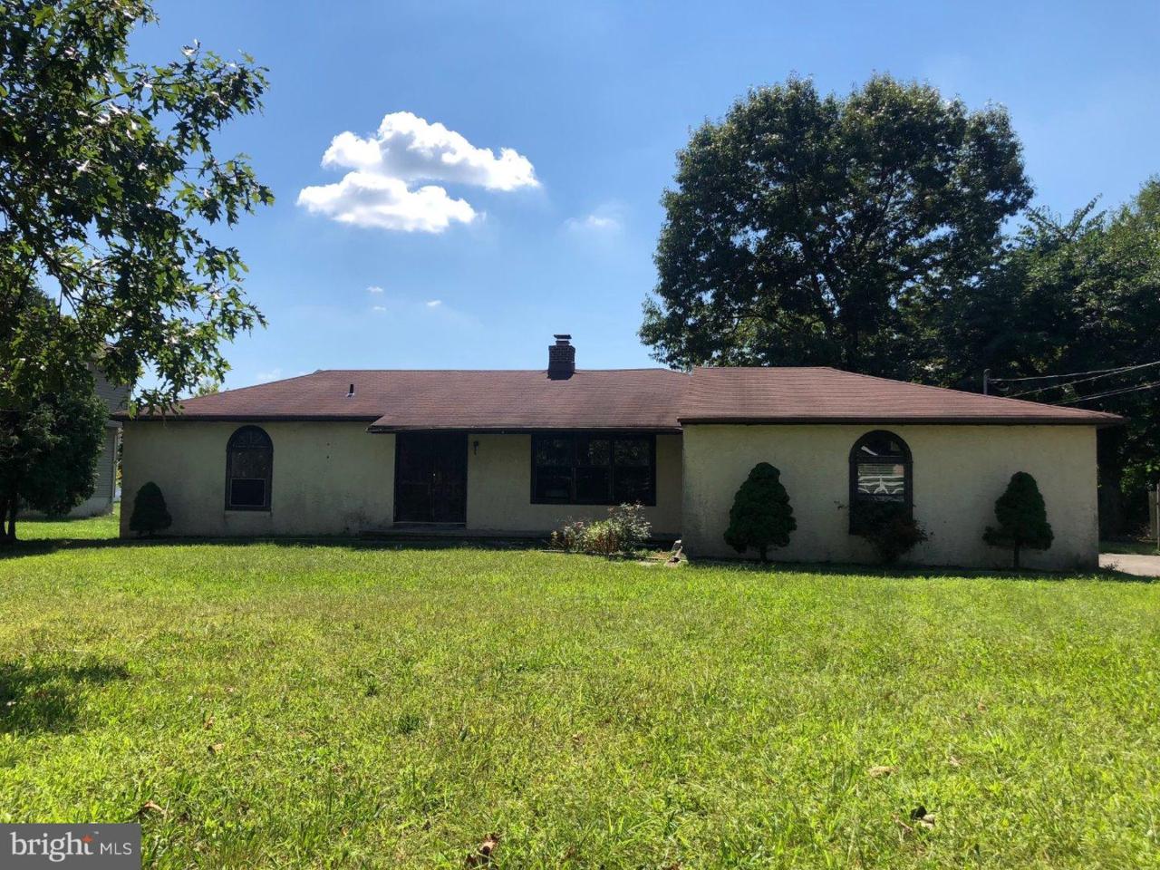 1436 Winslow Road - Photo 1