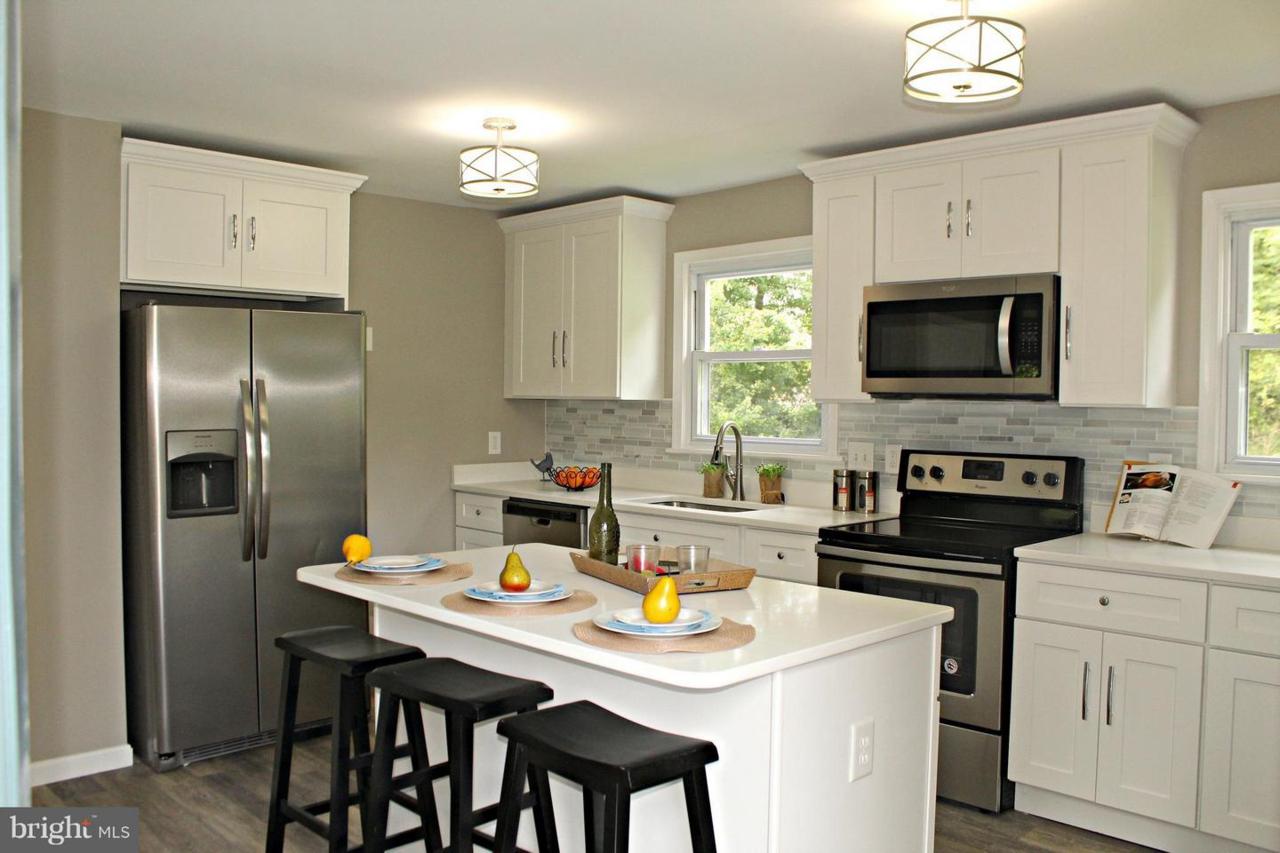 1309 Maple Avenue - Photo 1