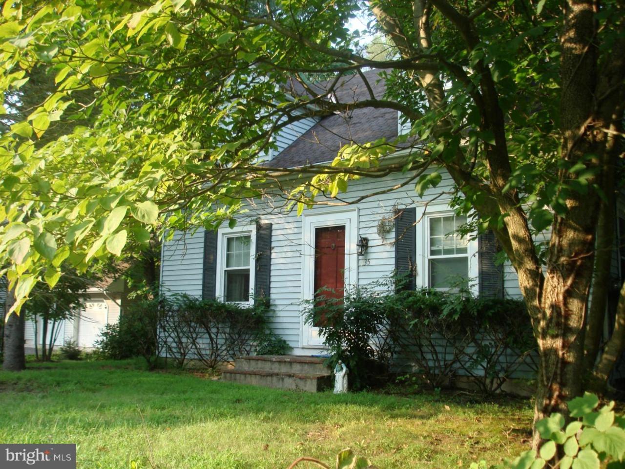 135 Cranbury Road - Photo 1