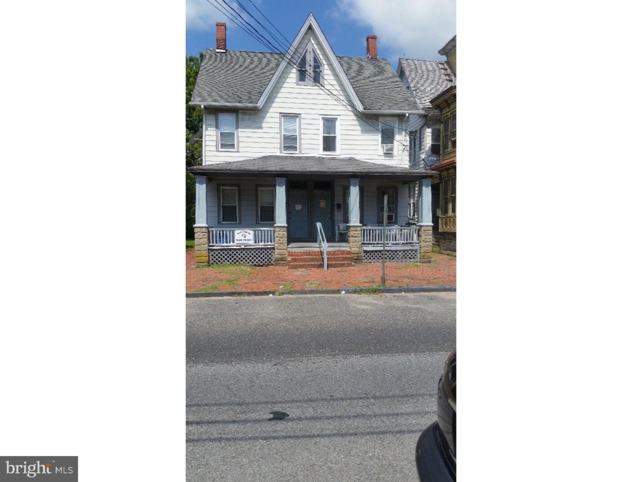 163-165 7TH Street - Photo 1