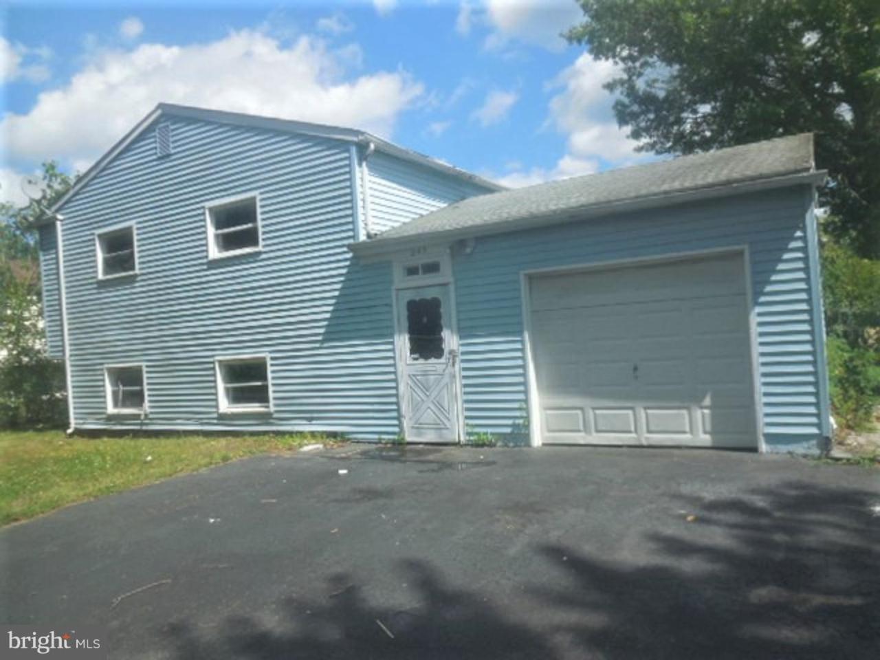 243 Villanova Avenue - Photo 1