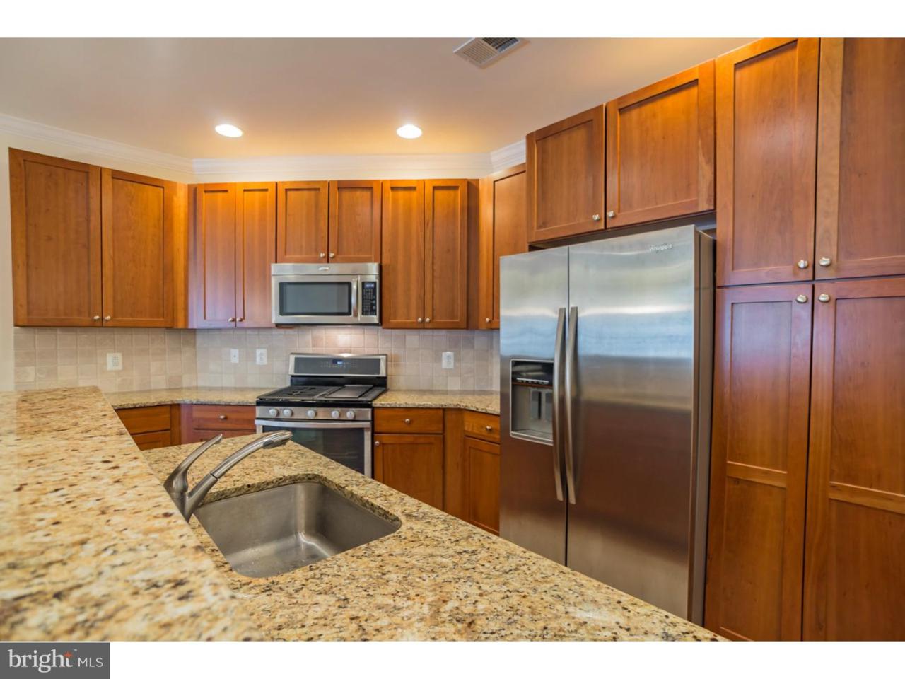 600 Commodore Court - Photo 1