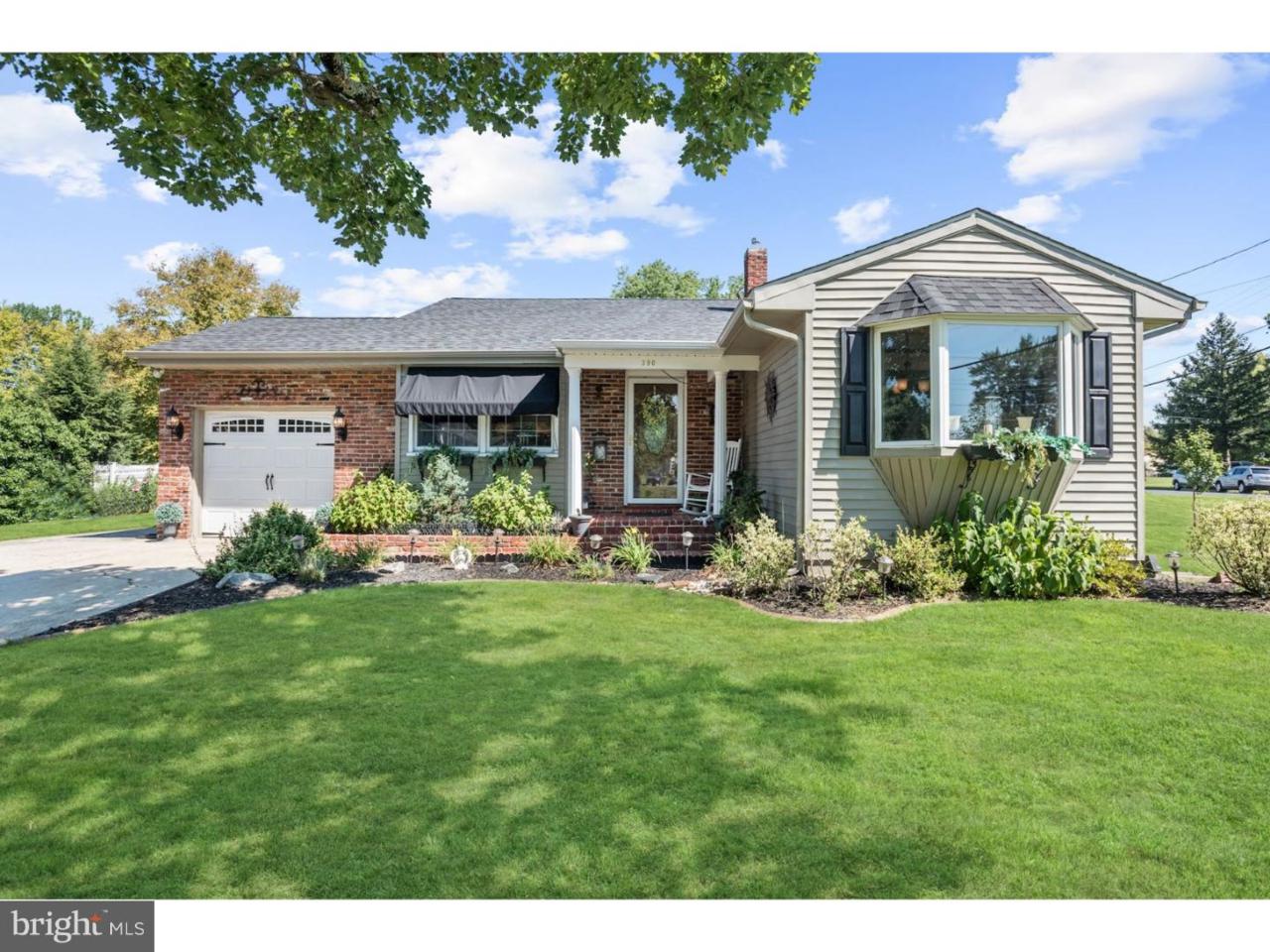 390 Greenview Road - Photo 1
