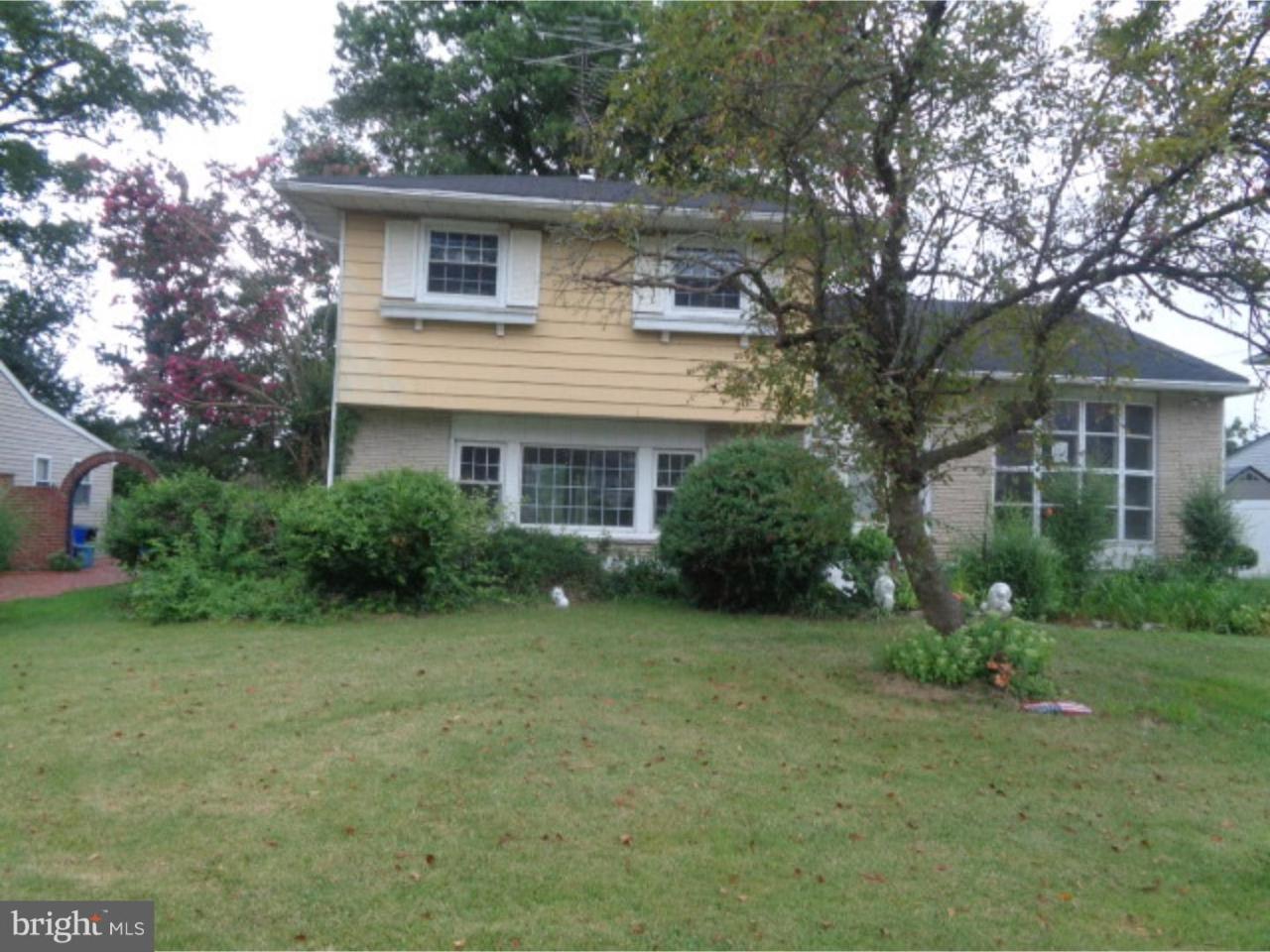513 Hirsch Avenue - Photo 1