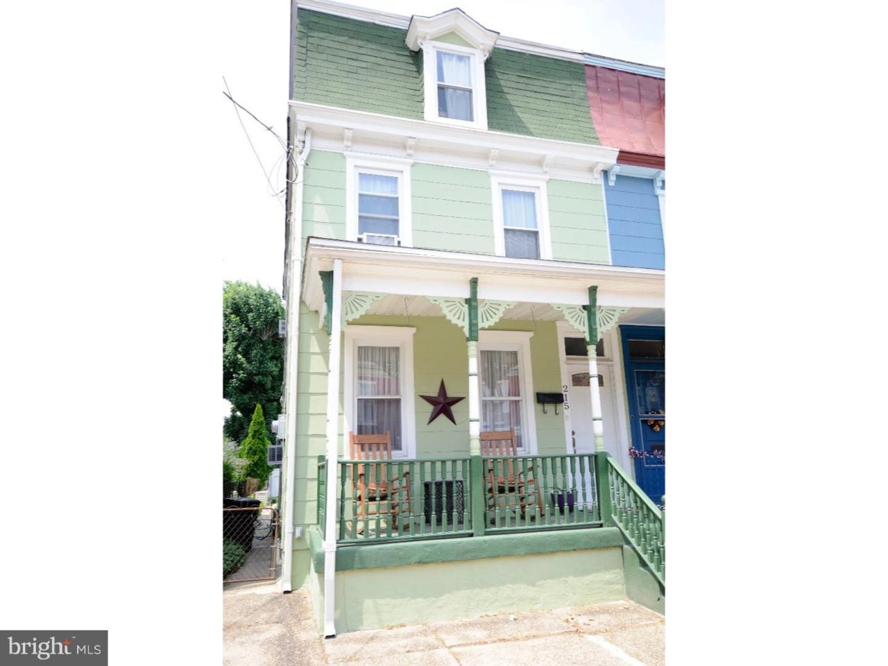 215 Union Street - Photo 1