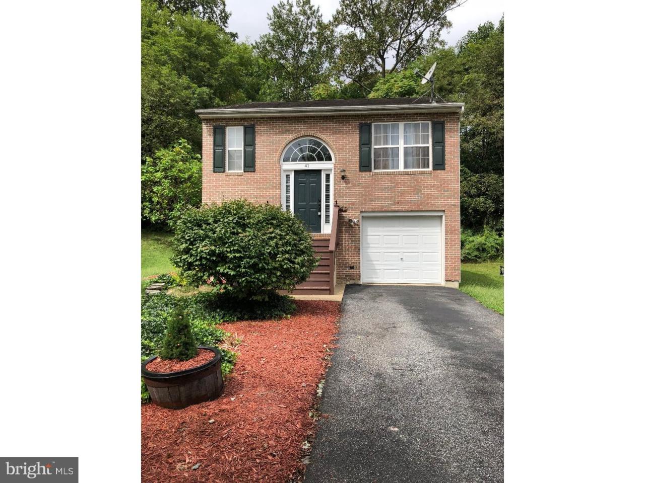 41 North Court - Photo 1
