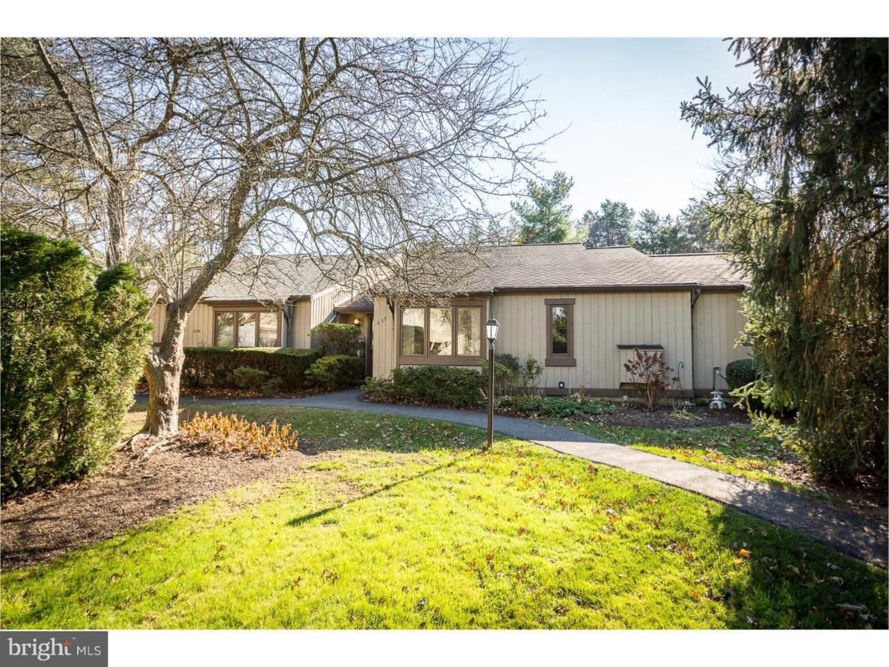 227 Chatham Way - Photo 1