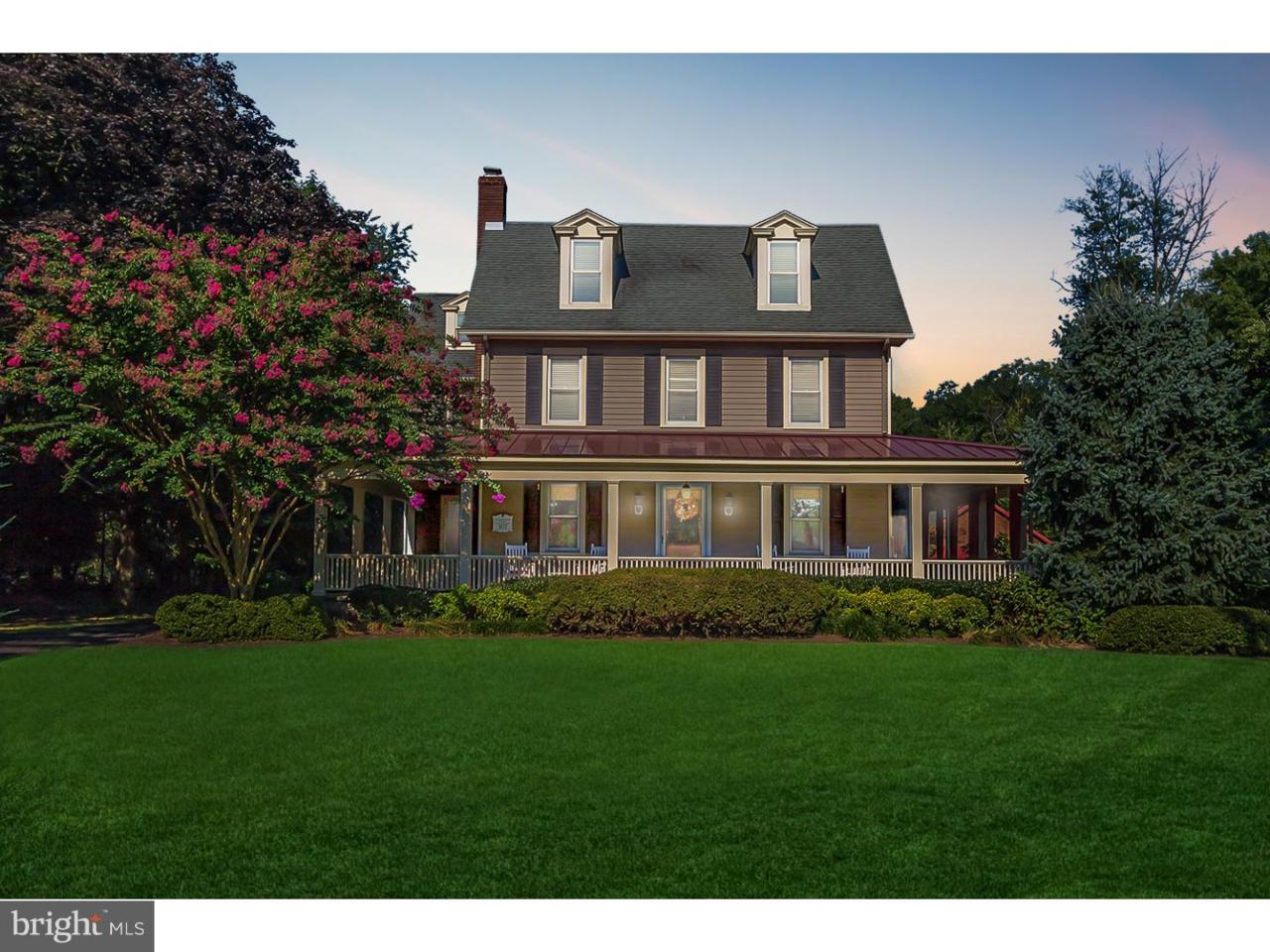 317 Bridgeboro Road - Photo 1