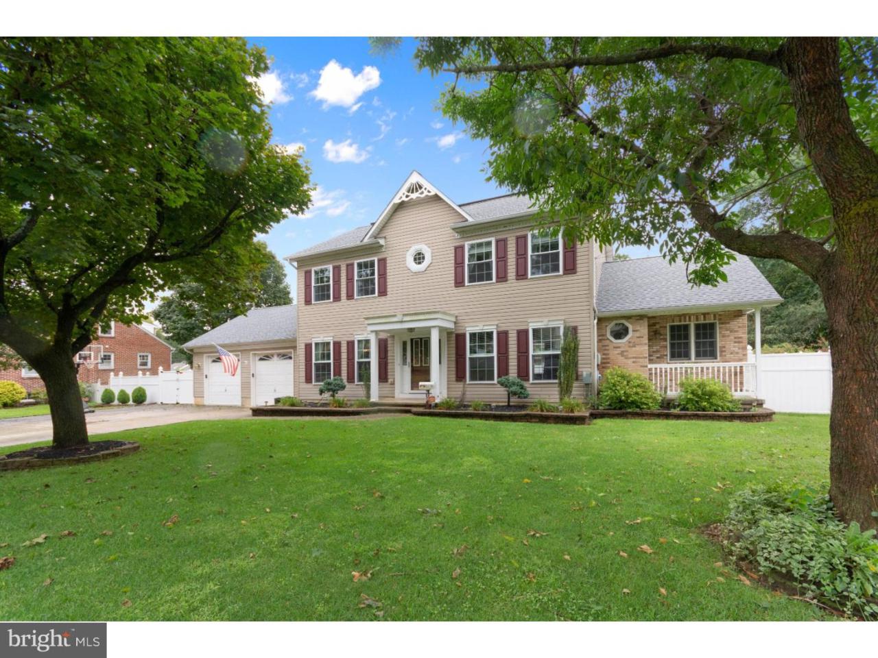 439 Florence Avenue - Photo 1