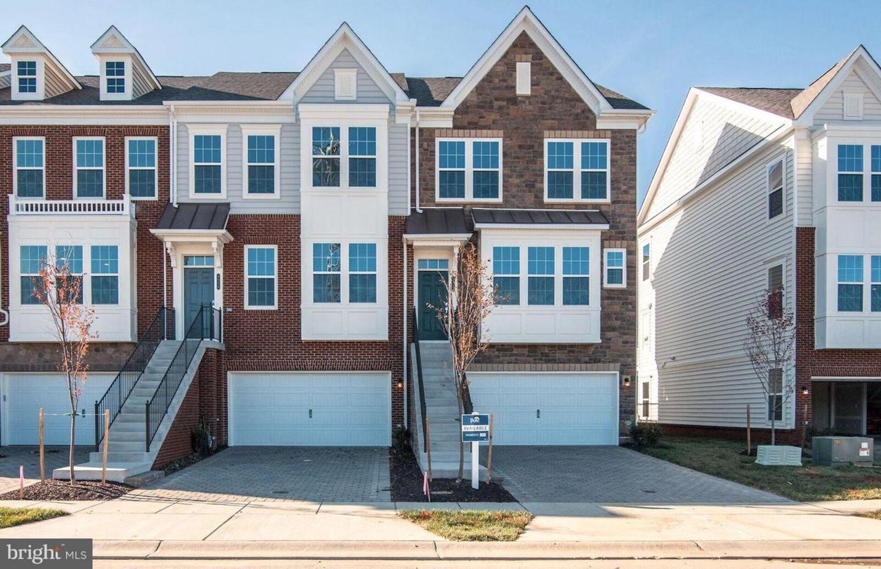9922 Cypress Way - Photo 1