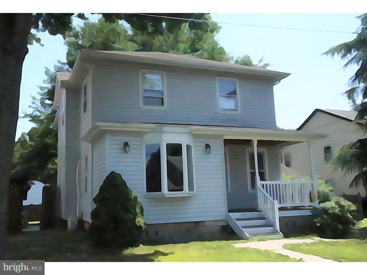 448 Roberts Avenue - Photo 1