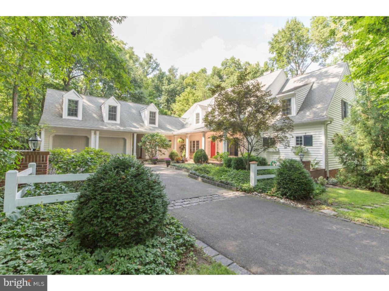 105 Ferry Road - Photo 1