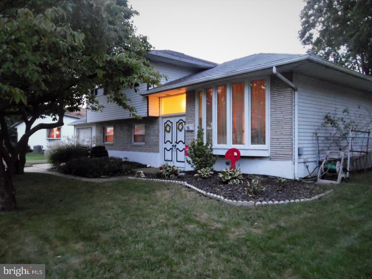 15 Stephen Drive - Photo 1