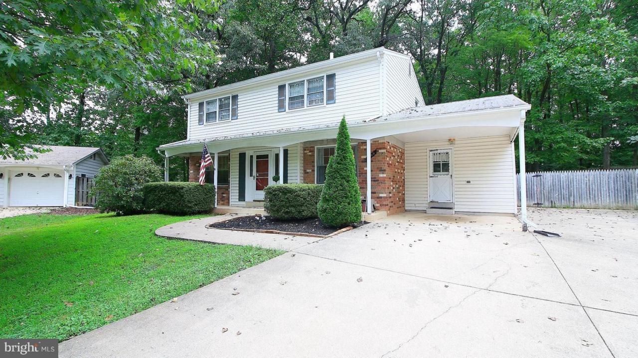 9100 Donna Dean Drive - Photo 1