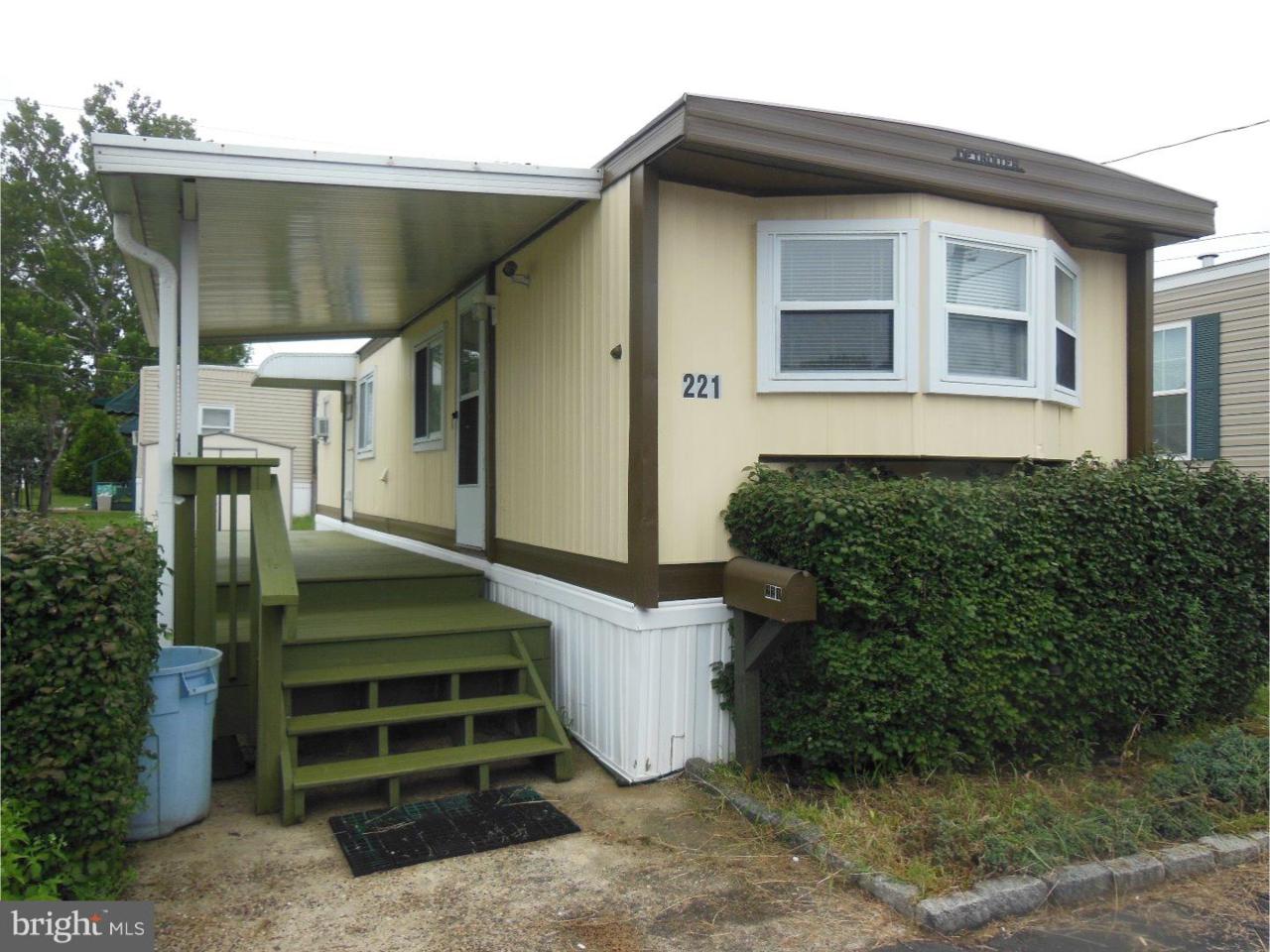 1405 Farrell Avenue - Photo 1