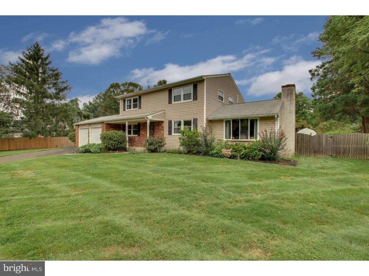 690 Springdale Terrace - Photo 1