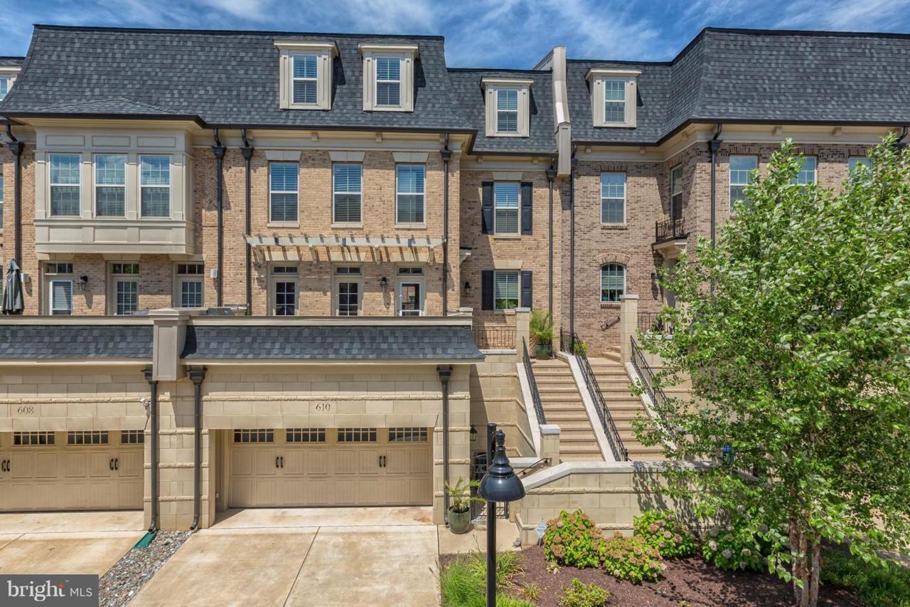 610 River Mist Drive - Photo 1