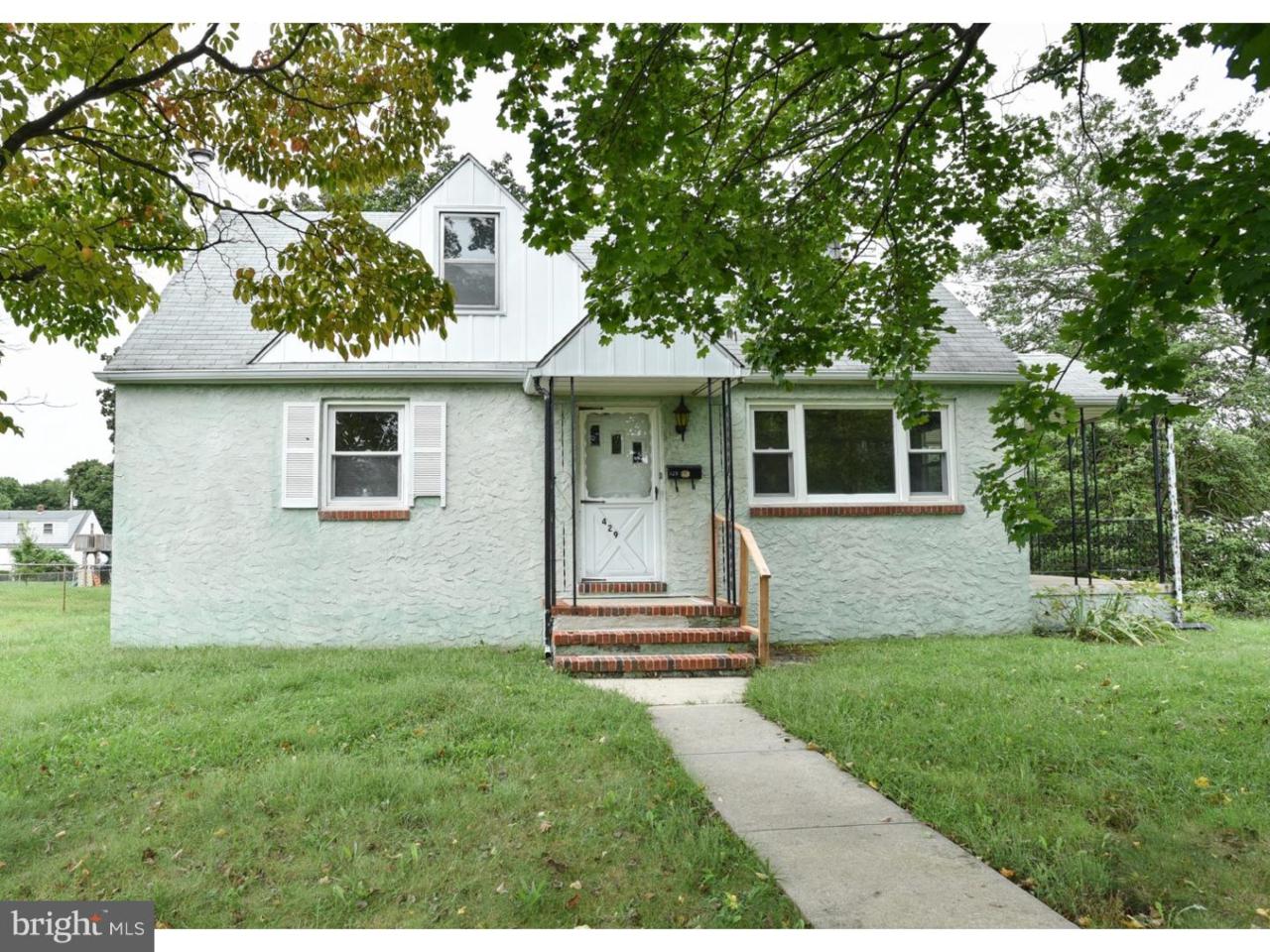429 Broad Street - Photo 1
