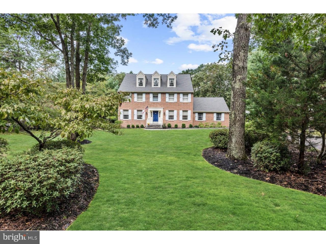 11 Lexington Court - Photo 1