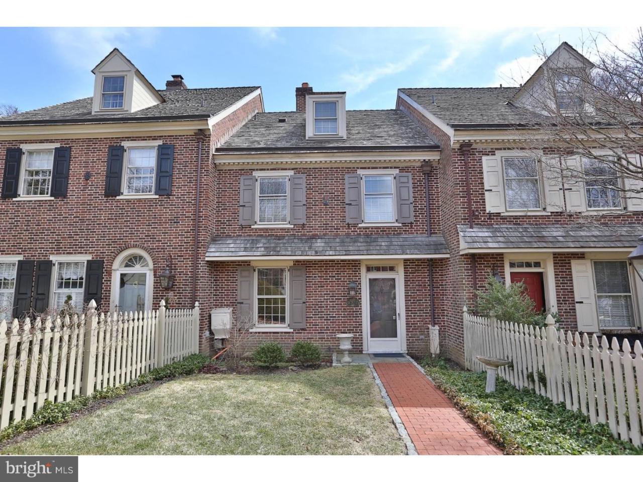 1302 Meissen Court - Photo 1