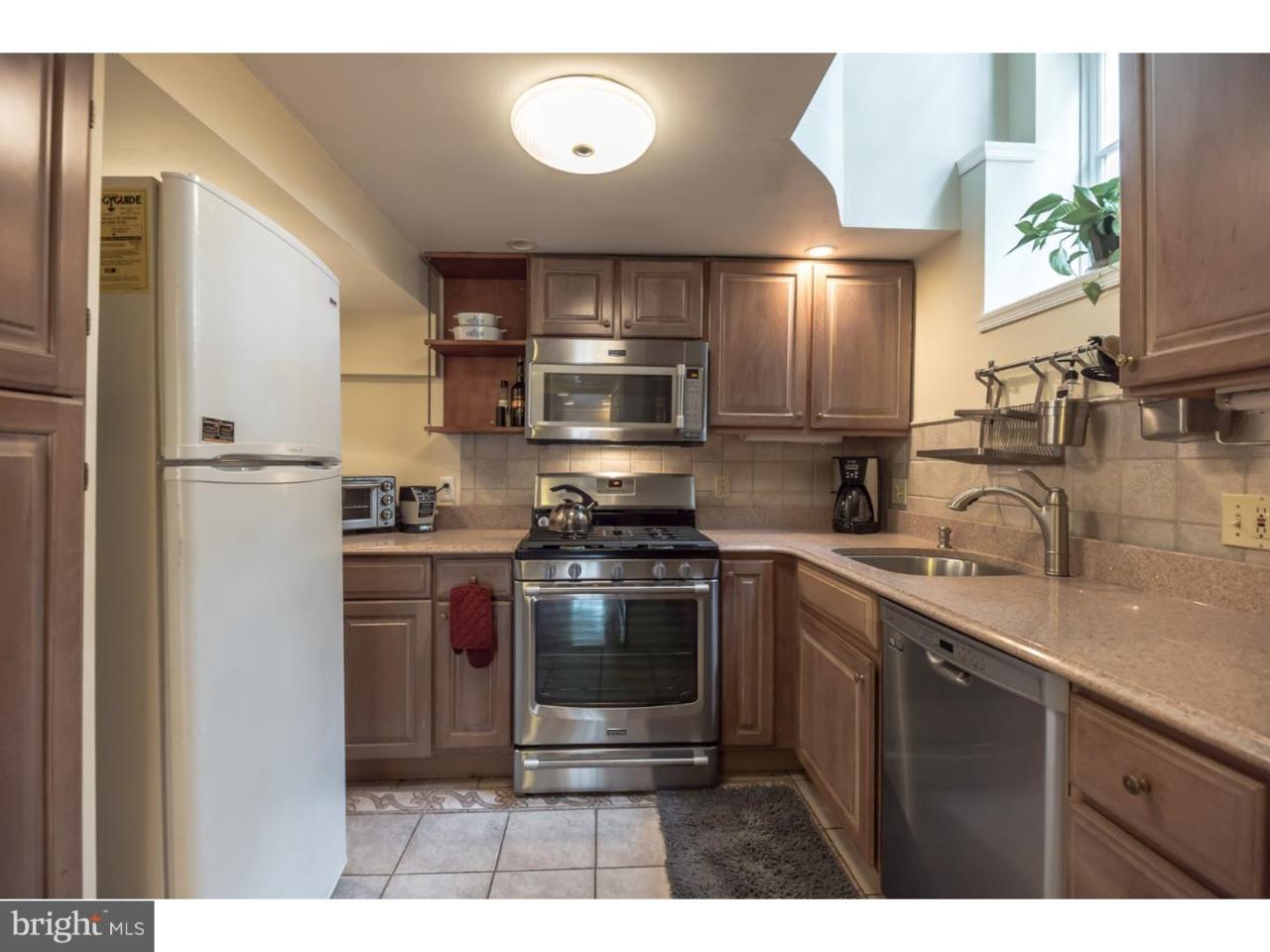 4435 Silverwood Street - Photo 1