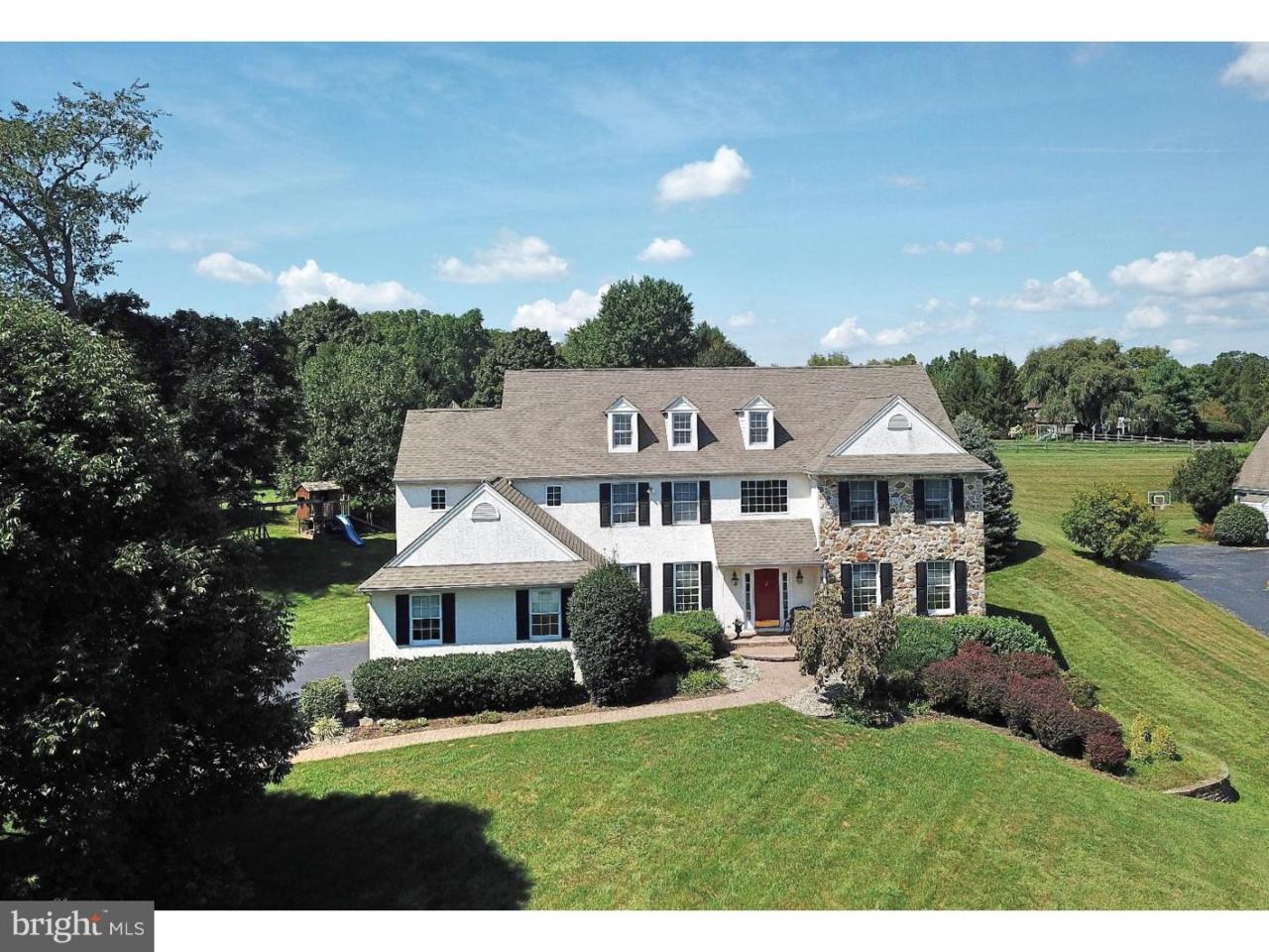 1027 Marlin Drive - Photo 1