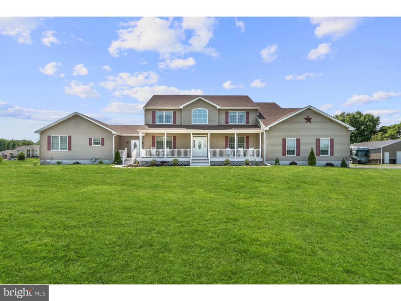 1555 Commissioners Road - Photo 1