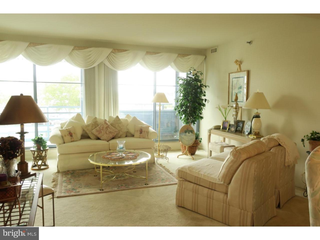 3 Columbus Boulevard - Photo 1