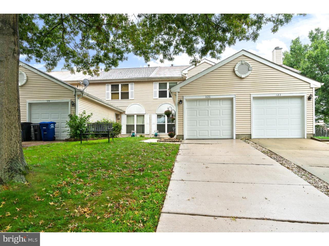 121 Winstead Drive - Photo 1