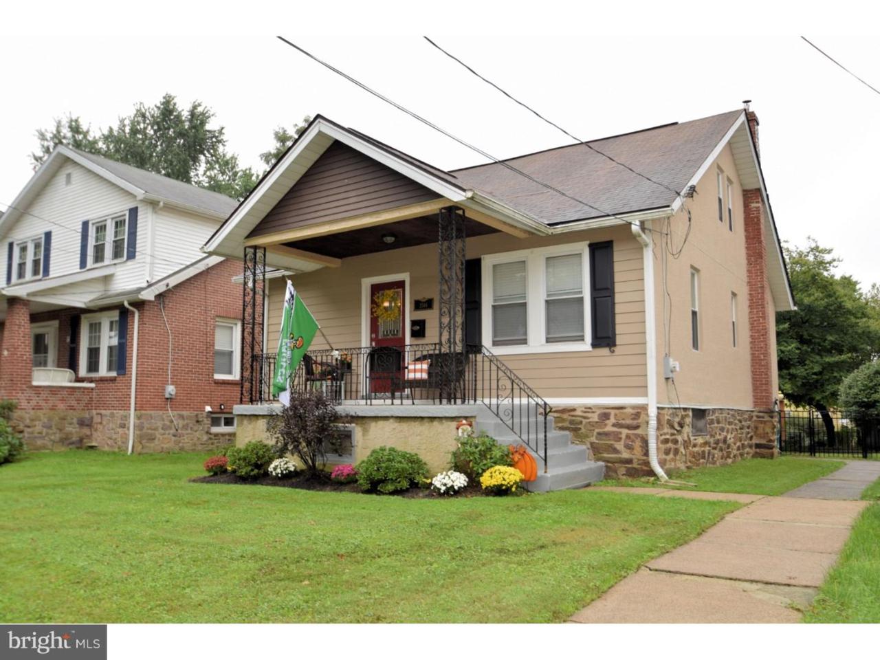 2344 Tague Avenue - Photo 1