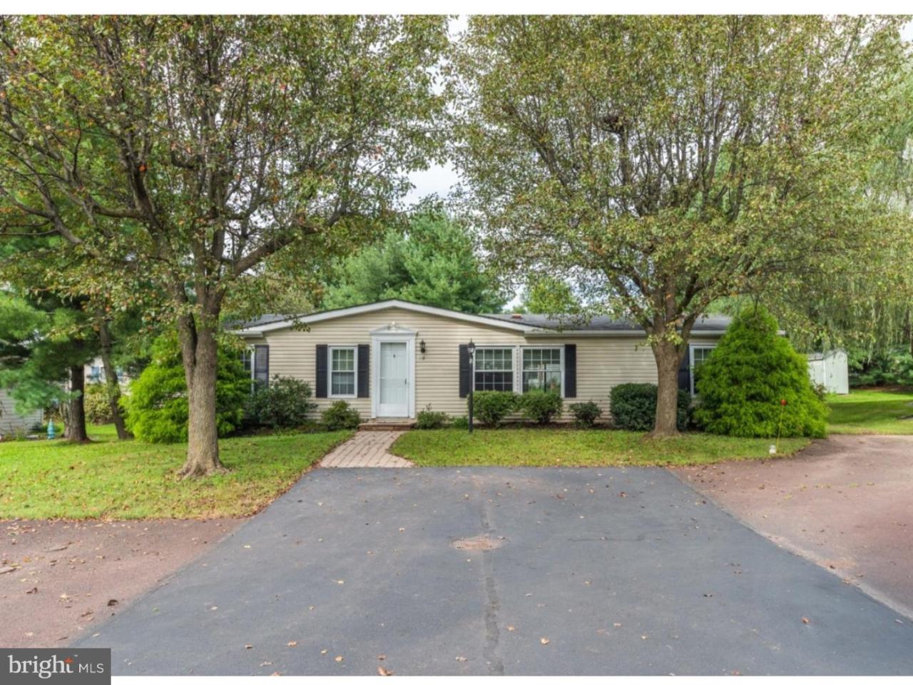16 Cloverdale Way - Photo 1