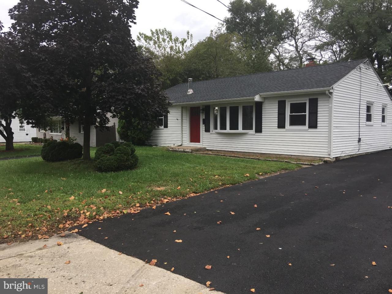7 Laurel Road - Photo 1