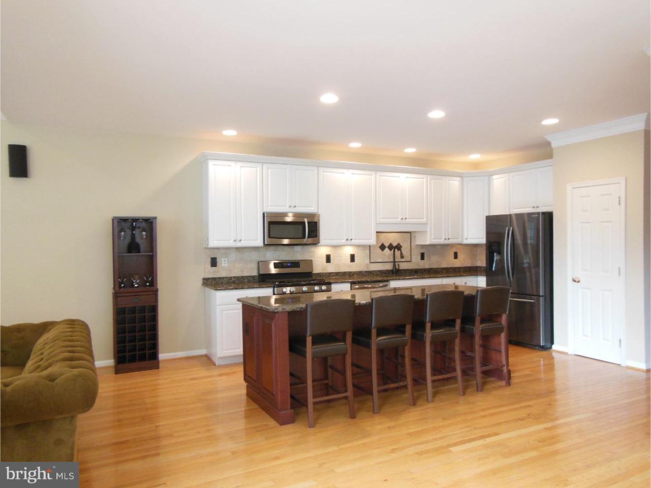 225 Cherry Lane - Photo 1