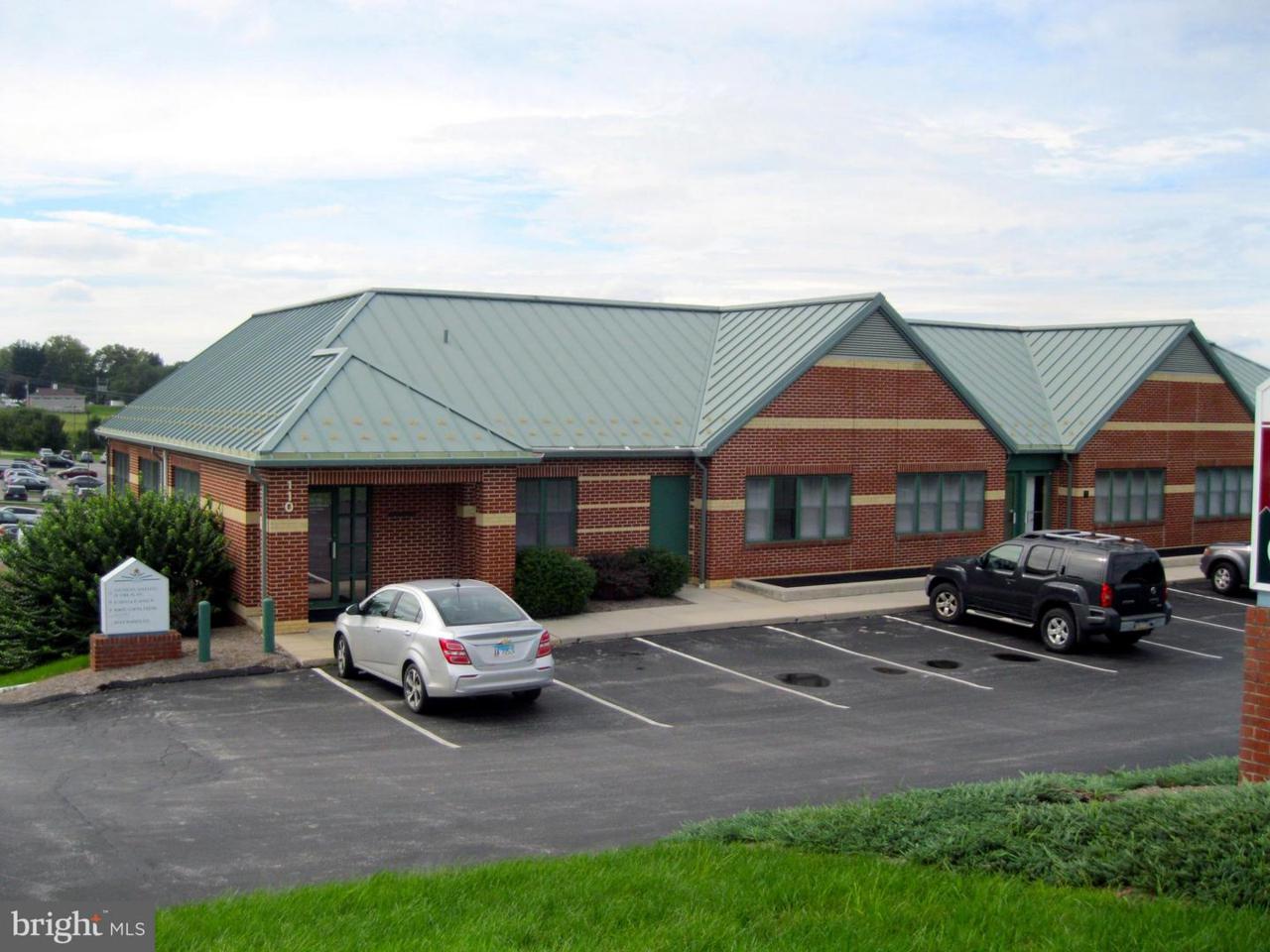 110 Pine Grove Cmns - Photo 1
