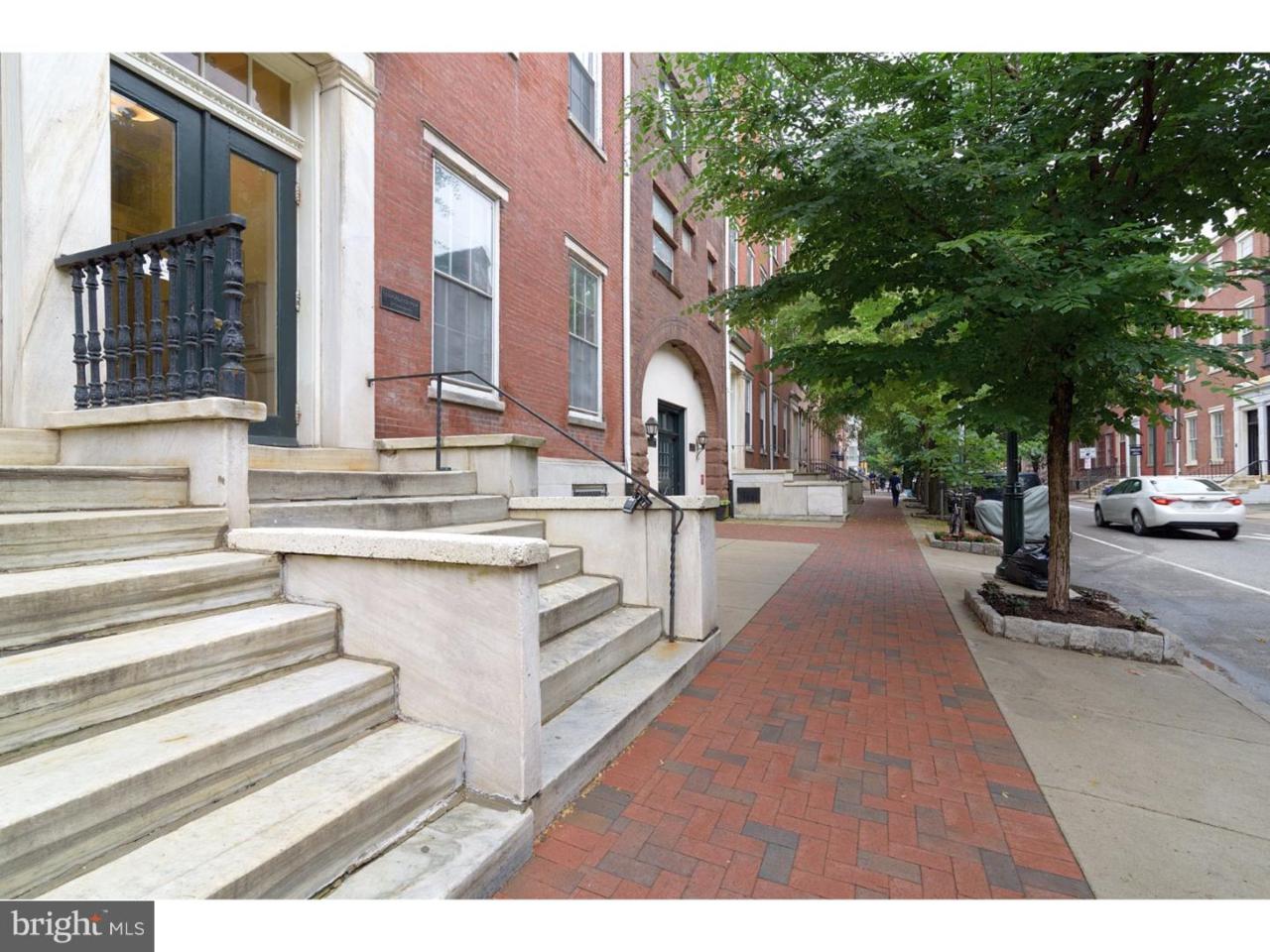1012 Spruce Street - Photo 1