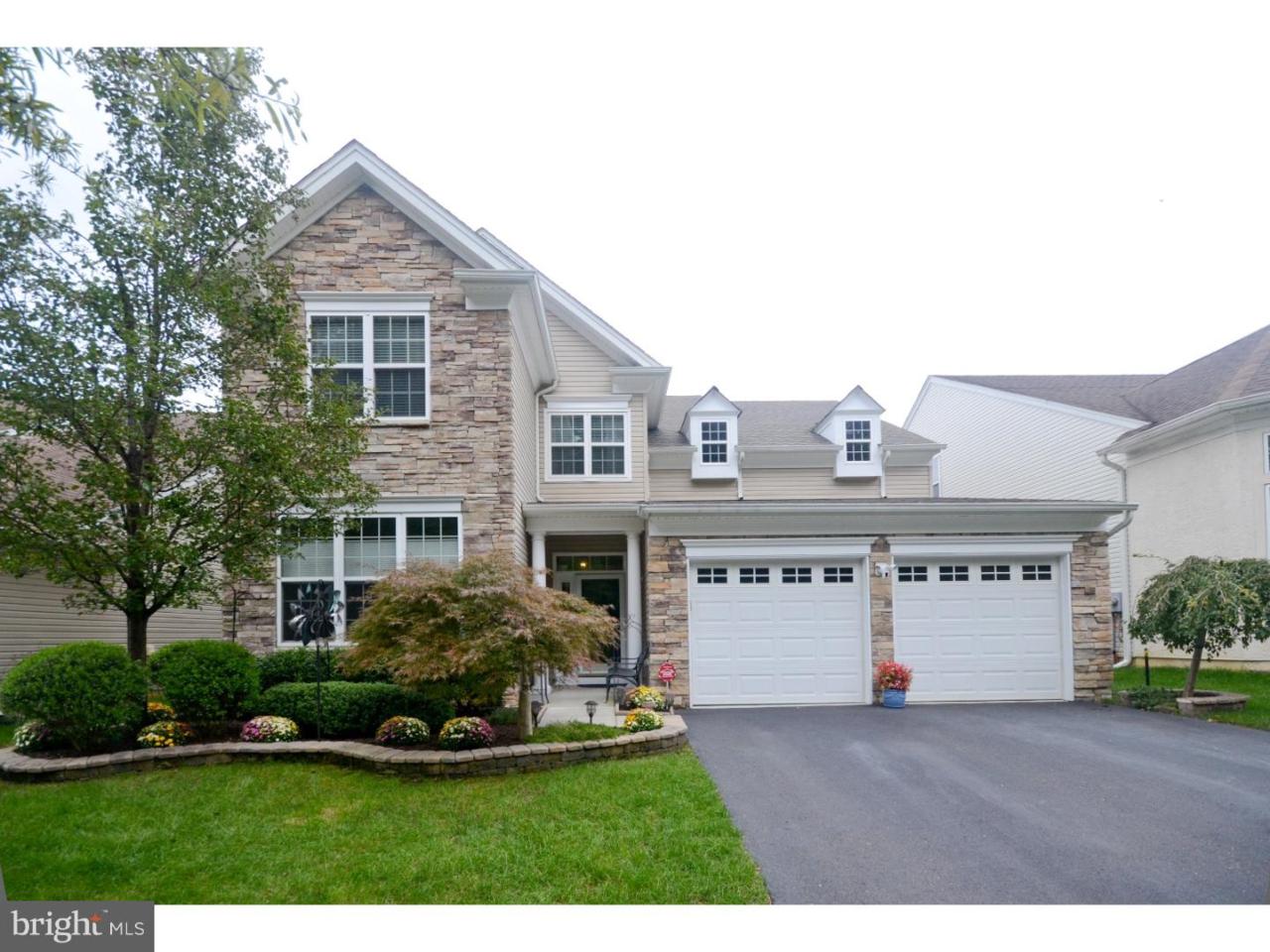 11 Aristotle Way - Photo 1