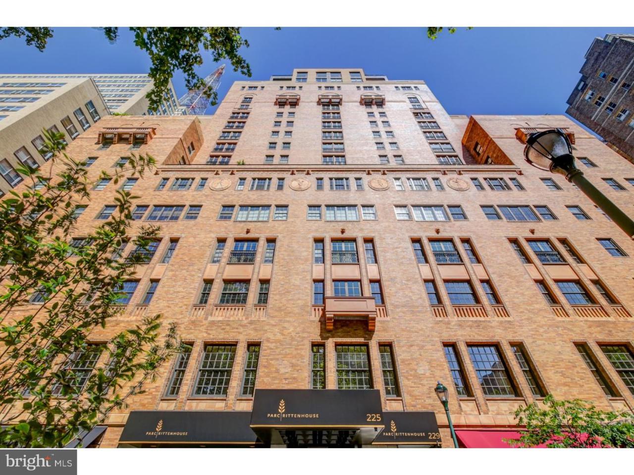 219 18TH Street - Photo 1