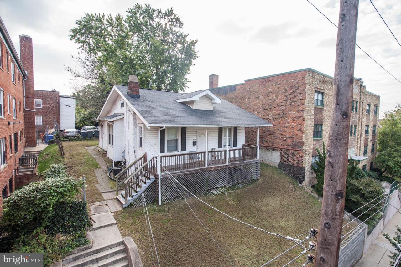 2637 4TH Street - Photo 1