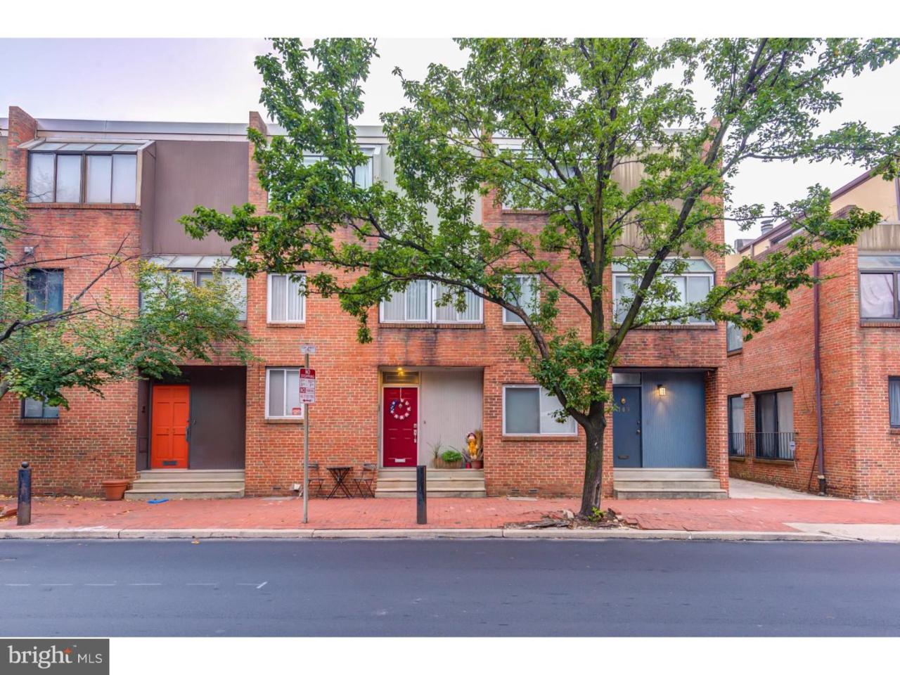 711 Lombard Street - Photo 1