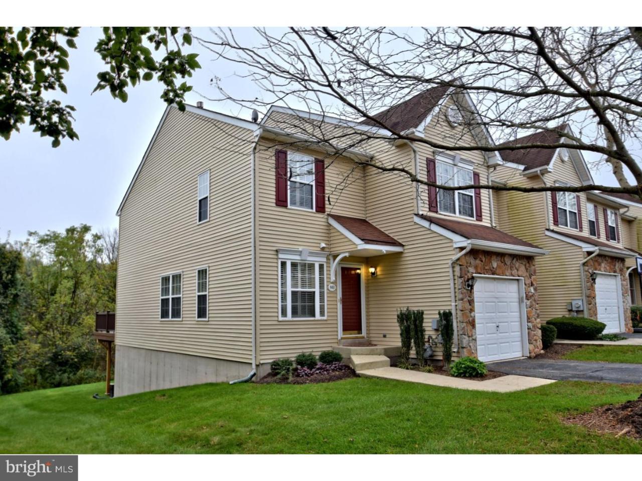 983 Katie Circle - Photo 1