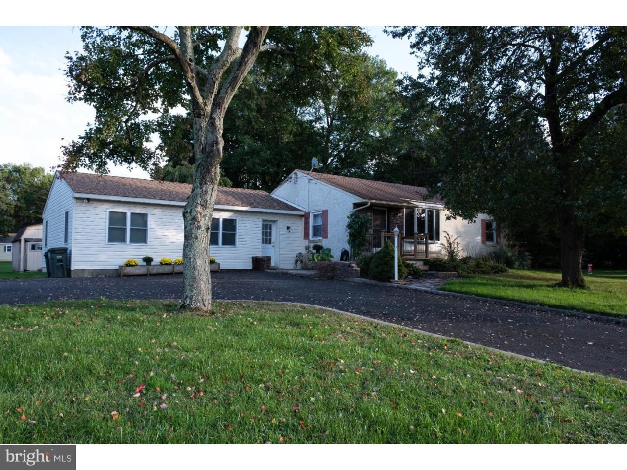 1607 Hatboro Road - Photo 1