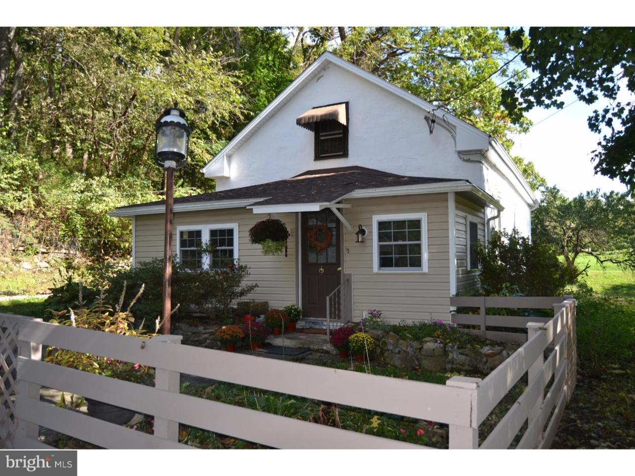 1225 Reading Avenue - Photo 1