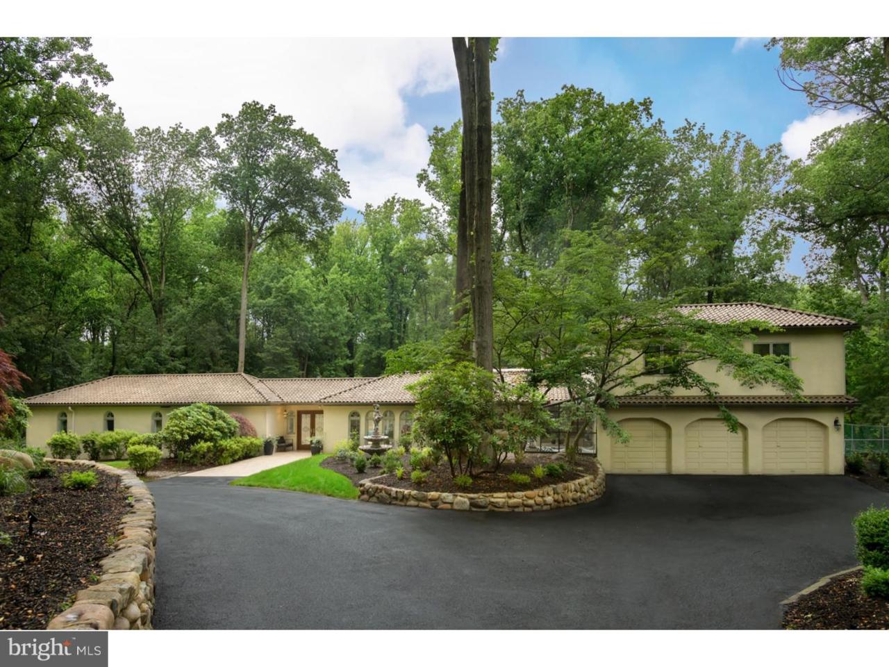 1121 Winding Drive - Photo 1