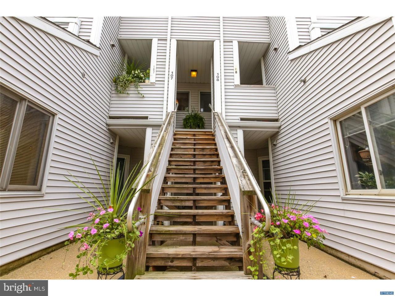108 Madeline Court - Photo 1