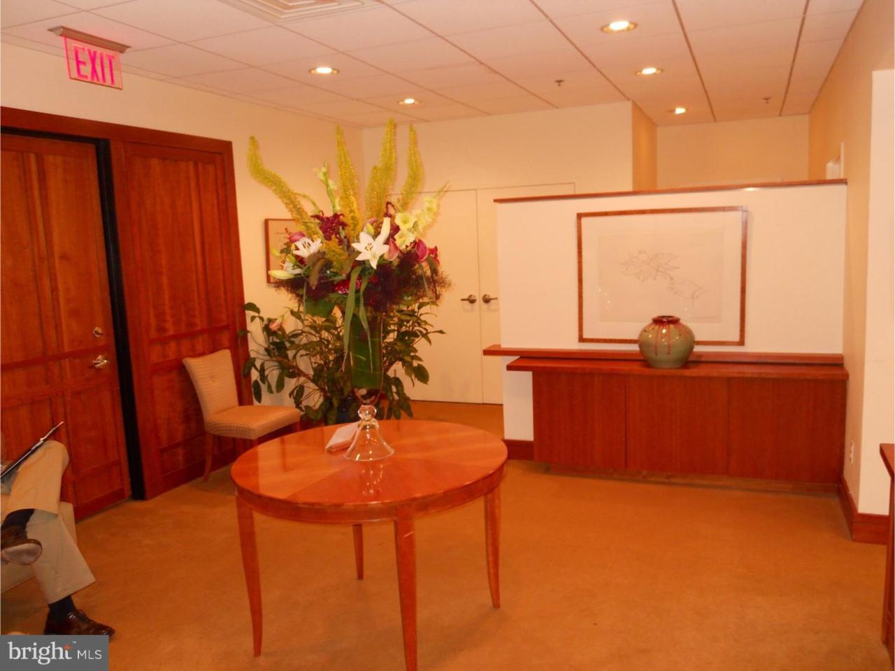 191 Presidential Boulevard - Photo 1